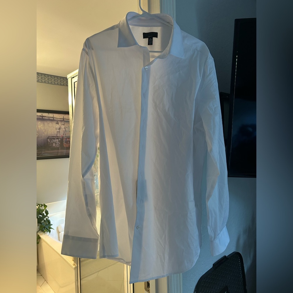 White long sleeve dress shirt